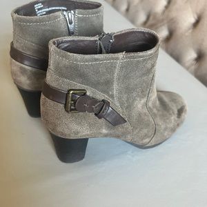 Bass booties in very good condition
